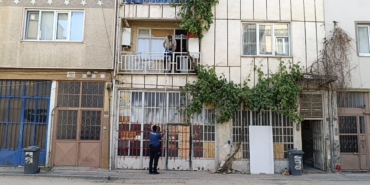 Bursa’da balkondan düşen 2 yaşındaki çocuk ağır yaralandı