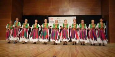 Edirne’de komşu ülkelerin katıldığı etkinlikte renkli görüntüler oluştu