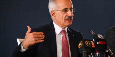 Bakan Uraloğlu: "Ulaştırma ve haberleşme altyapısına 293,5 milyar dolarlık yatırım yapıldı"