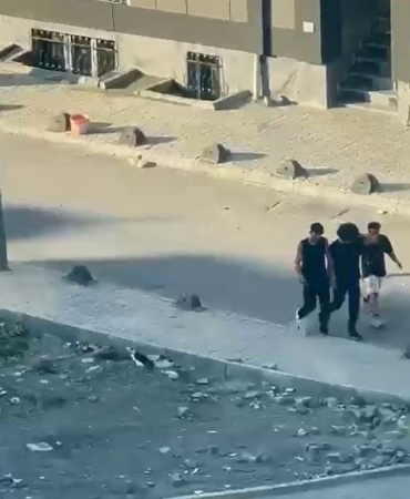 Esenyurt’ta güpegündüz uyuşturucu ticareti