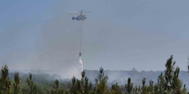 Şarköy’de orman yangınına helikopterle müdahale sürüyor