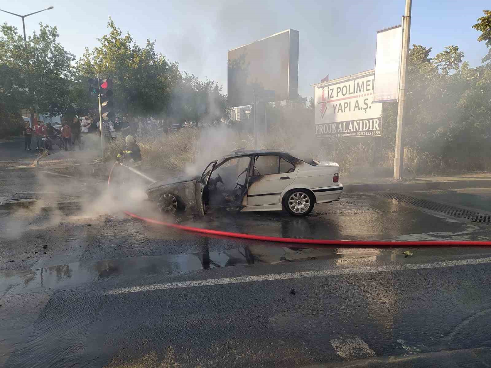 Çorlu’da korku dolu anlar: LPG’li otomobil alev topuna döndü