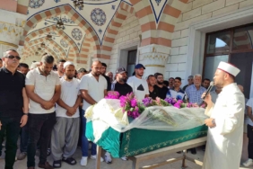 Eski nişanlısı tarafından öldürülen hamile kadının cenaze defnedildi