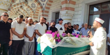 Eski nişanlısı tarafından öldürülen hamile kadının cenaze defnedildi