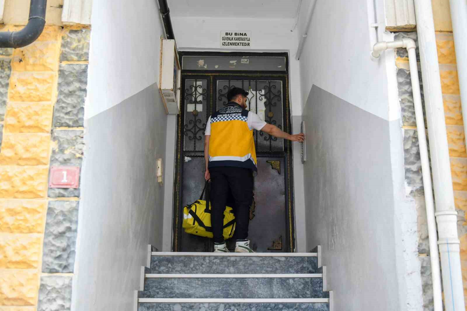 Esenyurt’ta sağlık evinize geliyor