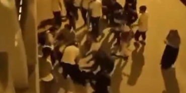 Esenyurt’ta iki aile arasında laf atma tartışması kavgaya dönüştü: O anlar cep telefonu kamerasında