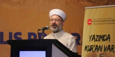 Diyanet İşleri Başkanı Erbaş: "Din ve ahlak eğitiminden uzak nesiller, tarihine de kültürüne de uzak kalacaklardır"