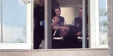 Boşandığı eşini ruhsatsız silahla öldürmüştü, tutuklandı