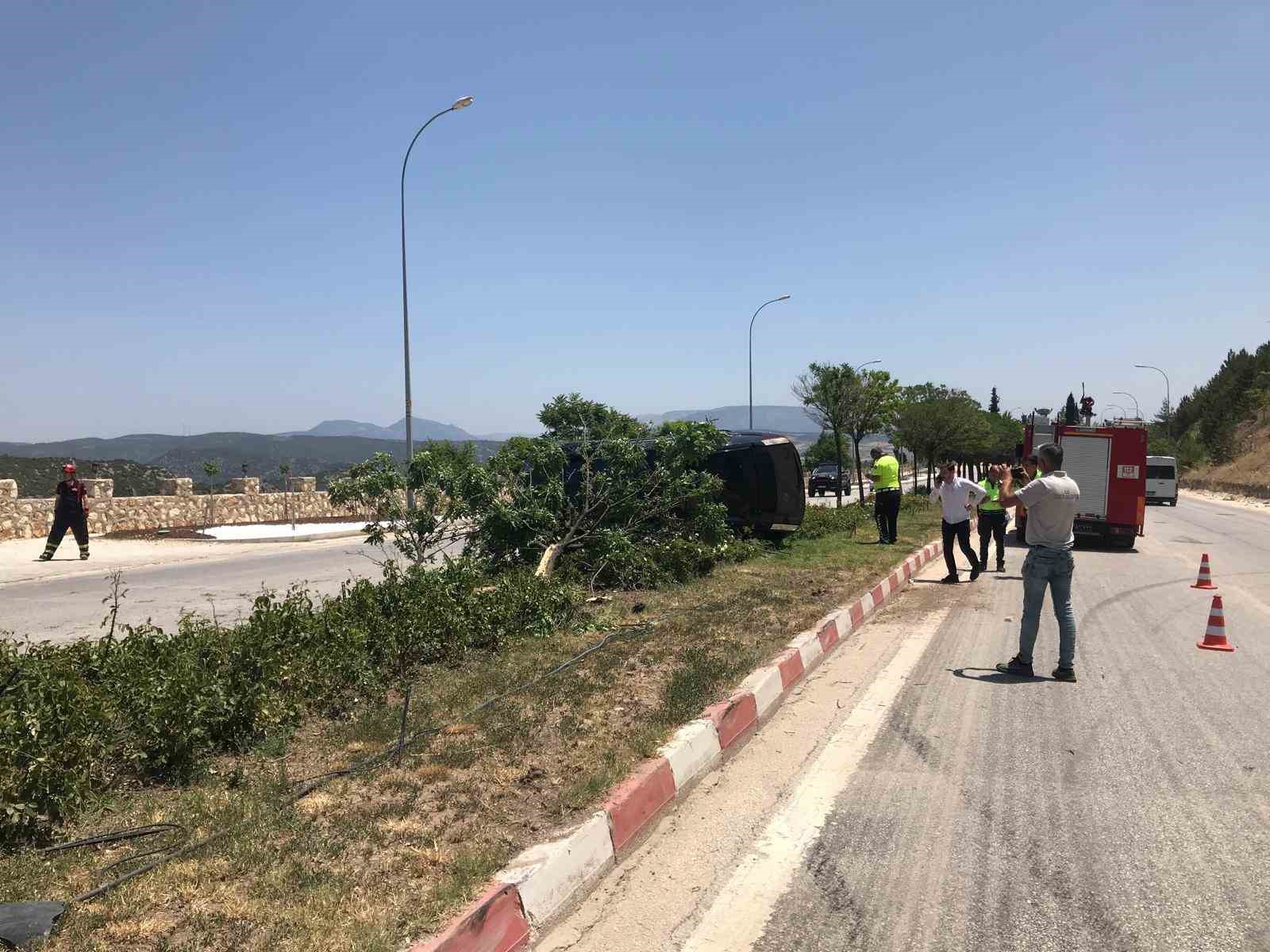 Bilecik’te meydana gelen trafik kazasında 3’ü çocuk 5 kişi yaralandı