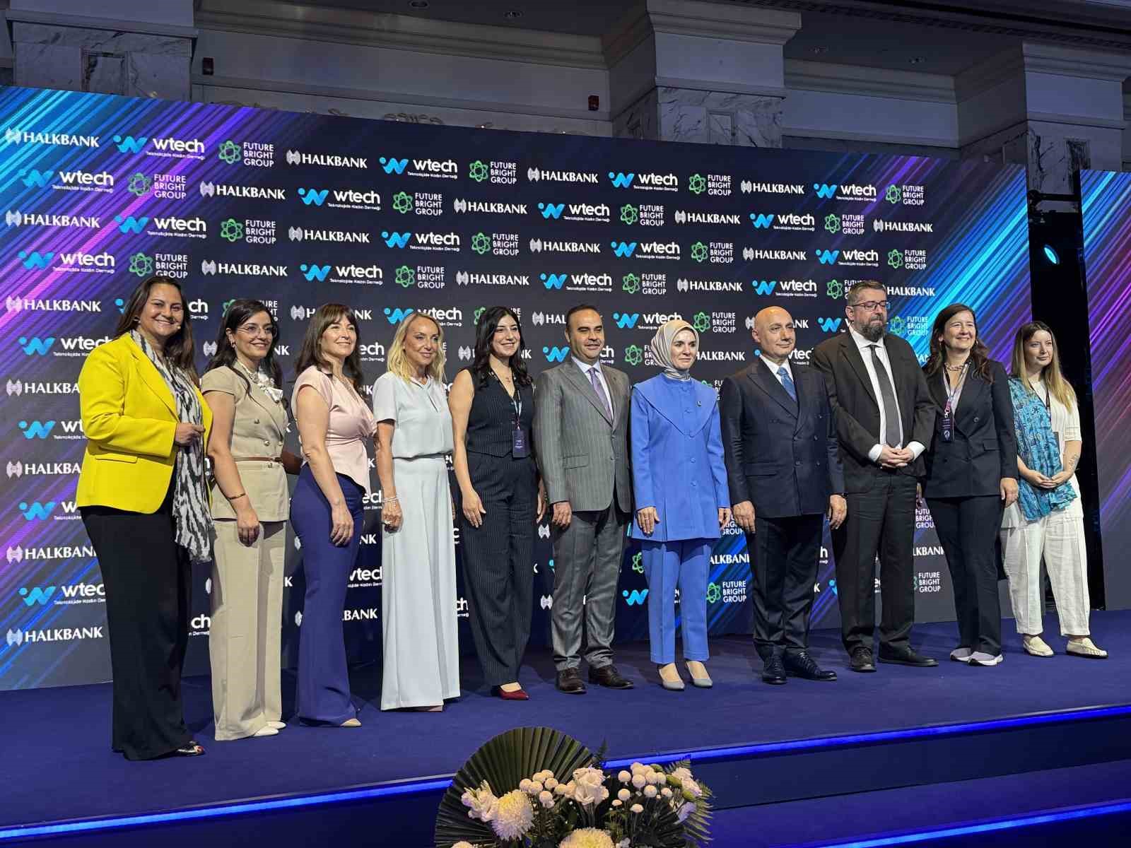 Bakan Göktaş ve Bakan Kacır, geleceğin Türkiye’sinde kadınların gücünün önemine vurgu yaptı