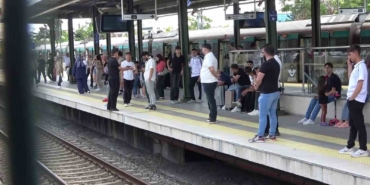 Marmaray’da teknik arıza: Yolcular aktarma yaparak seyahat etti