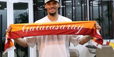 Leroy Sane, Galatasaray’ın 10. Alman futbolcusu oldu