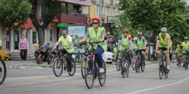 Bisikletliler, farkındalık için pedal çevirdi