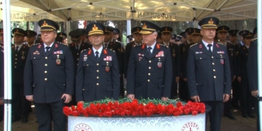 Jandarma Genel Komutanlığı’nın 186’ıncı kuruluş yıl dönümünde şehitler kabri başında anıldı