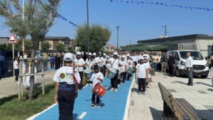 Arnavutköy Karaburun Sahili mavi bayrağa kavuştu