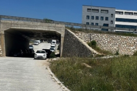 Vatandaşlar araçlarını park edecek yer bulamıyor