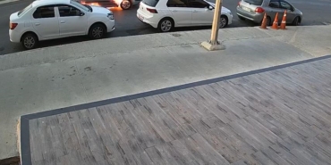 D-100 Karayolu’nda seyir halindeki araç alev aldı