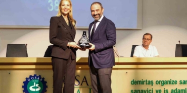 DOSABSİAD’da bayrak değişimi