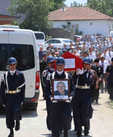Kıbrıs gazisi İsmail Mardin, Edirne’de son yolculuğuna uğurlandı