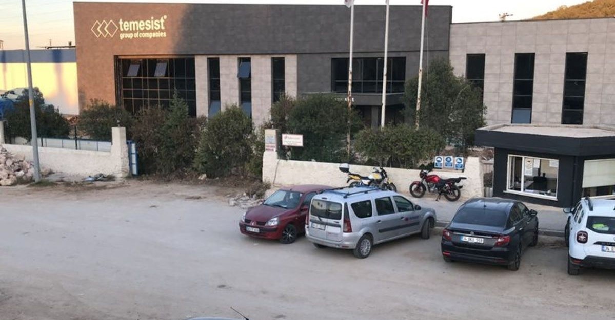 Bilecik’te yüksekten düşün işçi yaralandı