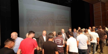 Başkan Büyükgöz, belediye personeliyle bayramlaştı
