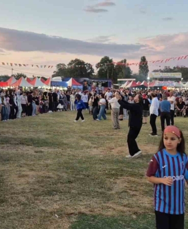 Tekirdağ’da 1 kilometrelik horon kuyruğu