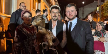 ’Tavuk almaya’ giden geline oğlak verdiler, gelin şaşkınlığını gizleyemedi