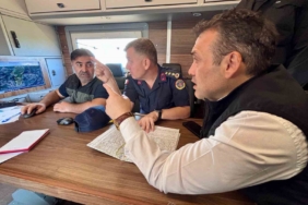 Vali Sözer, 2 bin hektar alanda yangının devam ettiğini açıkladı