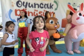Sakarya’da oyuncaklar paylaşıldı, kalpler ısındı