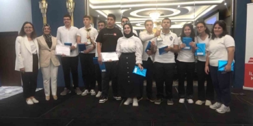 Yalova’da kitap okuma yarışması ödül töreni yapıldı