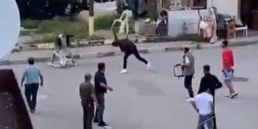 Trafikte korna kavgası meydan savaşına dönüştü... O anlar kamerada