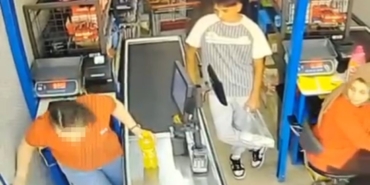 Kadın kasiyere yumruk atan kişi tutuklandı