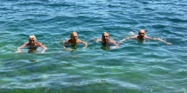 Termometreler 36 dereceyi gösterdi: Sıcaktan bunalan vatandaşlar sahile akın etti