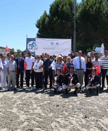 BUÜ’den 50. yıla özel proje: Genç Atlar Yarışması