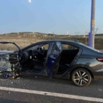 Arnavutköy’de emniyet şeridinde inen sürücüye minibüs çarptı: 1 ölü