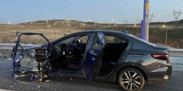 Arnavutköy’de emniyet şeridinde inen sürücüye minibüs çarptı: 1 ölü