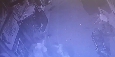 Beyoğlu’nda dehşet anları: Çay ve su satışı kavgası kanlı bitti