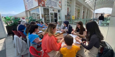 İnegöl AVM, Temmuz ayında ziyaretçilerini sanatla buluşturuyor
