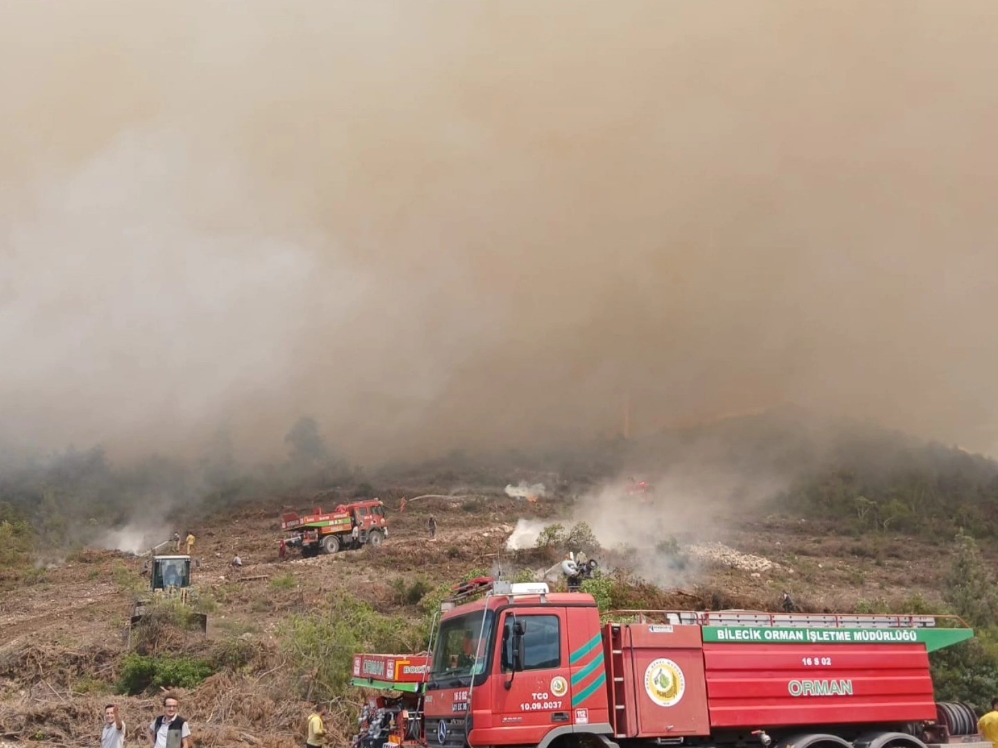 Bayırköy Belediyesi’nden Zobran köyünde çıkan yangına destek