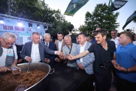 Kocaeli’de helva şöleni coşkusu