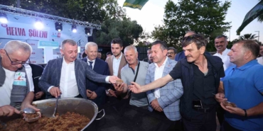 Kocaeli’de helva şöleni coşkusu