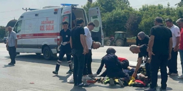 D-100’de hafif ticari araç ile elektrikli bisiklet çarpıştı: 1 yaralı