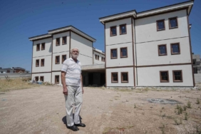 Bursa’nın en kıymetli yerindeki arsasını yaşlıların bakımı için vakfetti