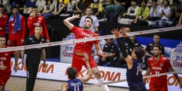 A Milli Erkek Voleybol Takımı, ABD’ye 3-0 mağlup oldu