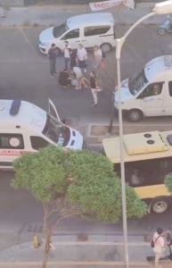 Beylikdüzü’nde yolun karşısına geçmek isteyen kadına araba çarptı