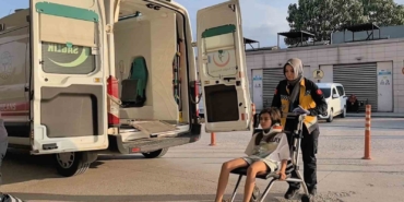 Bursa’da iki otomobil çarpıştı: 1’i ağır 4 yaralı