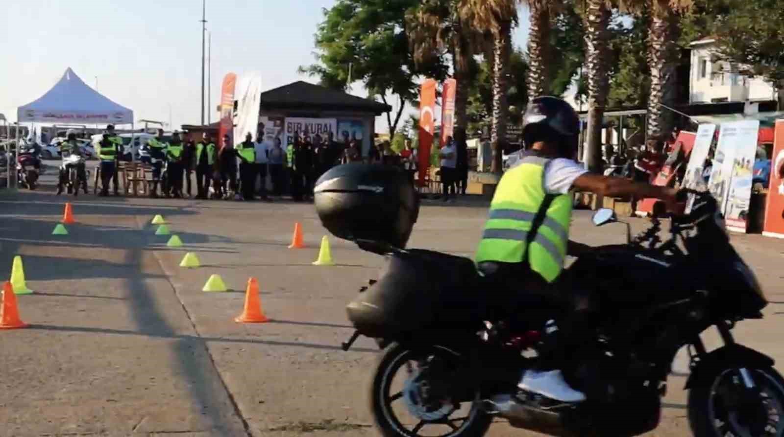 Jandarma ekipleri Gökçeada’da güvenli sürüş eğitimi verdi