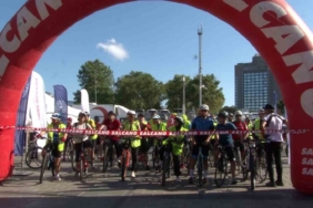 15 Temmuz kutlamalarında 500 sporcu bisikletle boğaz köprüsünü geçti