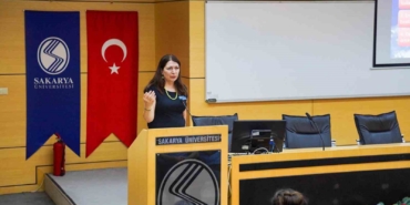 SAÜ’de TÜBİTAK bursları ve yurt dışı akademik deneyimleri ele alındı