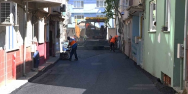 Osmangazi’nin yollarında yoğun asfalt mesaisi